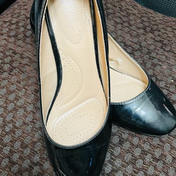 Dexflex Comfort Black Chunky Heels - Picture 2 of 5